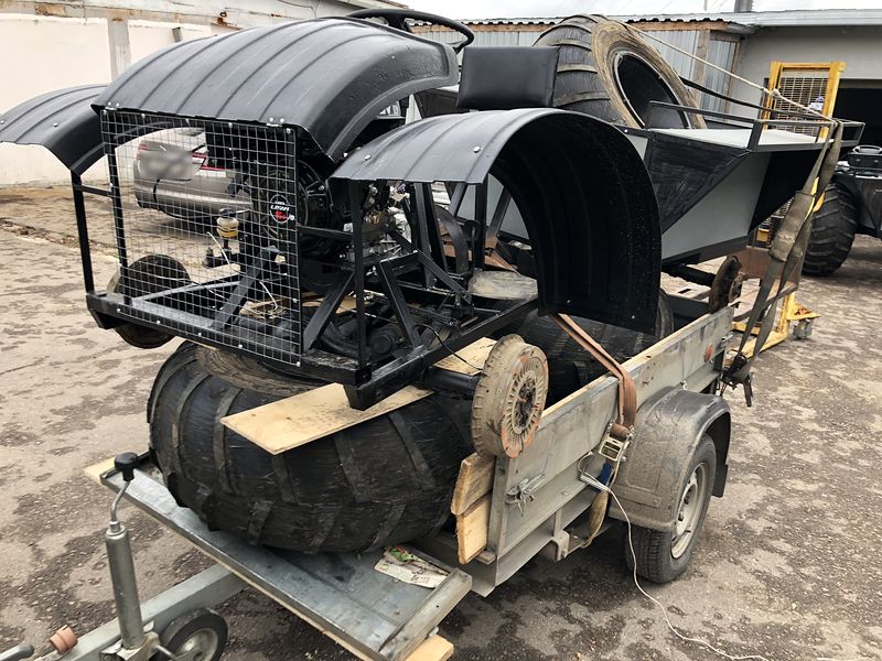 Вездеход ЗИС-5 на легковом прицепе, перевозка